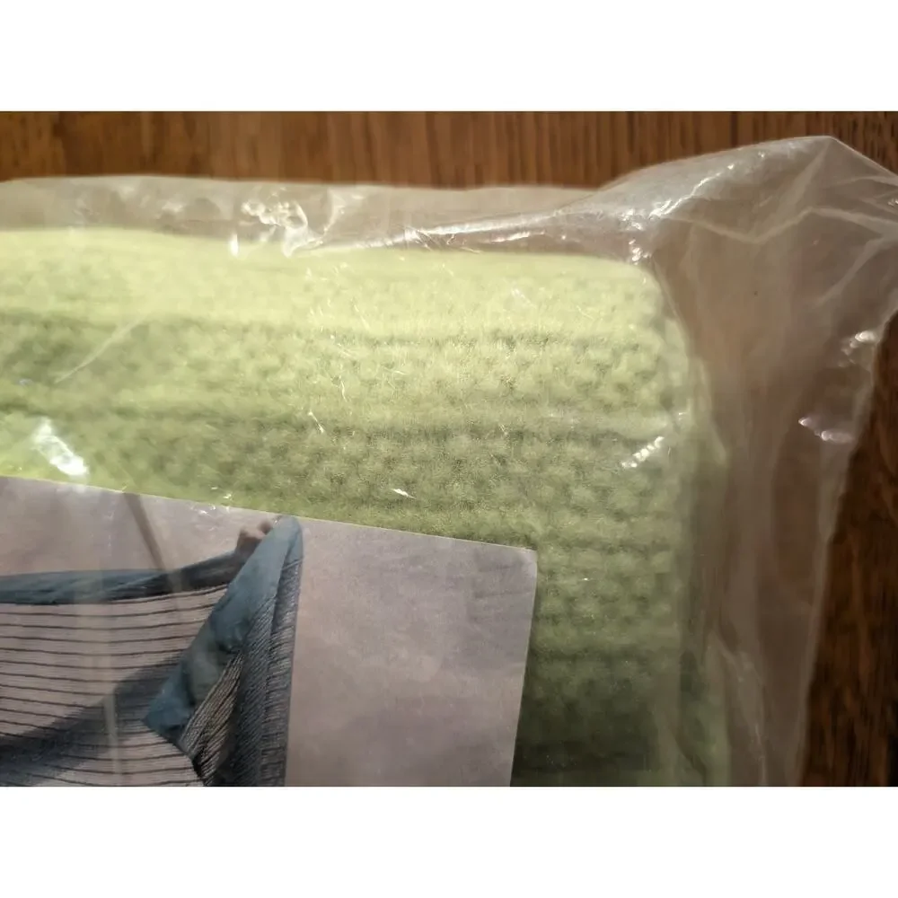 Vintage Esmond by Chatham Green Waffle Blanket Satin Trim NEW! 72x90